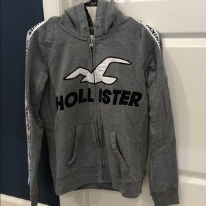 women’s hollister zip up hoodie